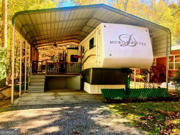 1112 Creekside Dr #12, Hiawassee, GA 30546