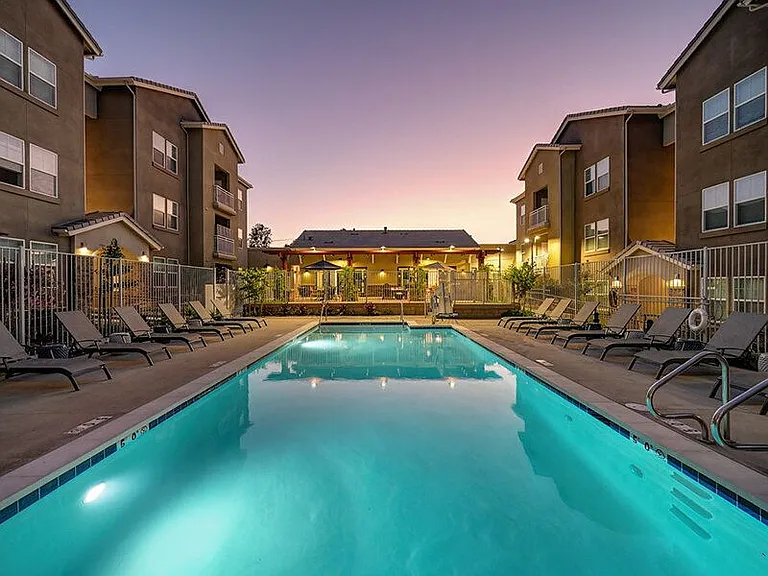 Vela Santee Apartments — Photo 10
