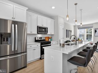 1017 Village Club Aly, Montgomery Village, MD 20886