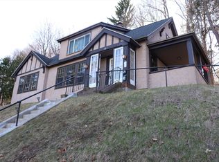 26 Saint Elmo Rd, Worcester, MA 01602