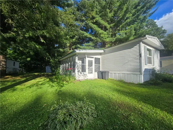 124 Forest Dr, Oneonta, NY 13820