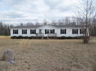 1876 J P Rd, Whitakers, NC 27891