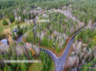 16 Country Ridge Dr #X, Chimacum, WA 98325