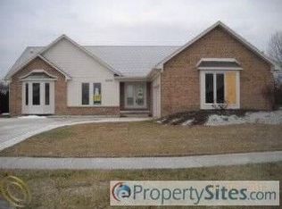 52727 Overlook Trl, Chesterfield, MI