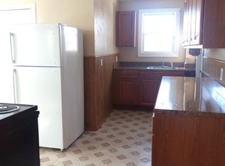 92 Hanover St #2, Fall River, MA 02720