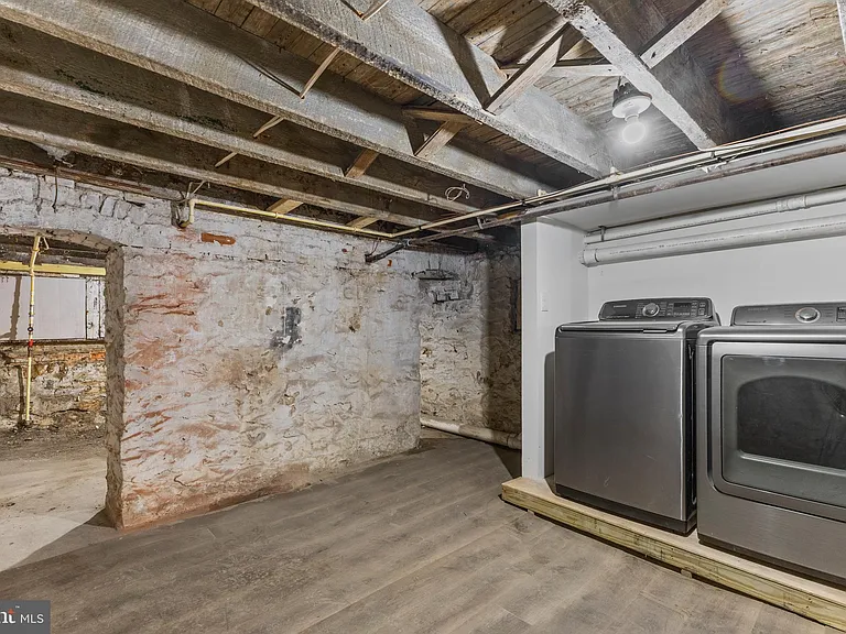 3324 Edmondson Ave — Photo 30