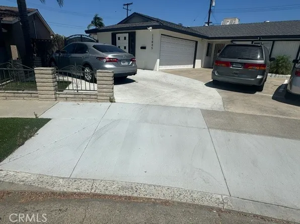 11841 Garnet Cir, Garden Grove, CA 92845