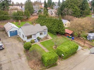 9220 37th Ave SW, Seattle, WA 98126