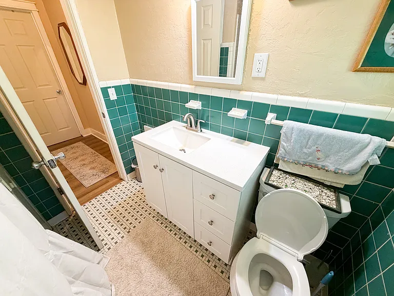 1516 Andover Ct — Photo 14