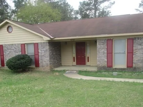 6738 Playfield Dr, Columbus, GA 31907