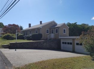 60 Dayton Rd, Waterford, CT 06385