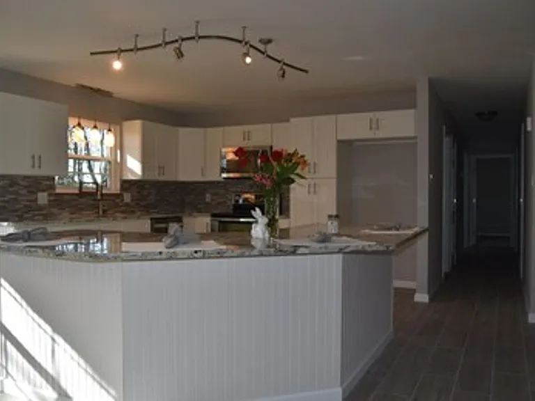 8204 Corteland Dr — Photo 5