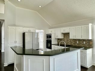 1301 Royal Palm Ln, Carrollton, TX 75007