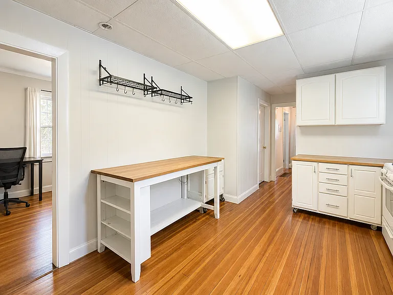 18 Radcliffe Rd #2 — Photo 6
