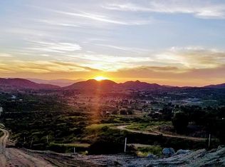 45 E Benton Rd, Temecula, CA 92592