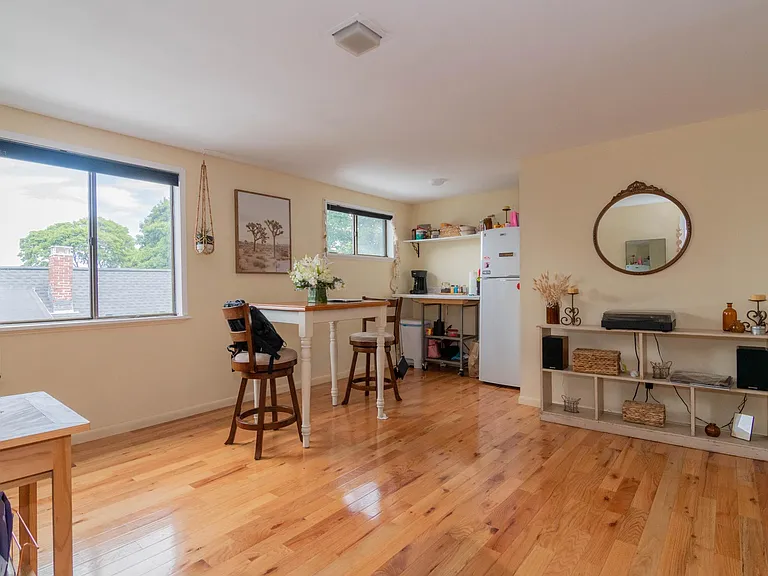 57 Parsons St #2 — Photo 8