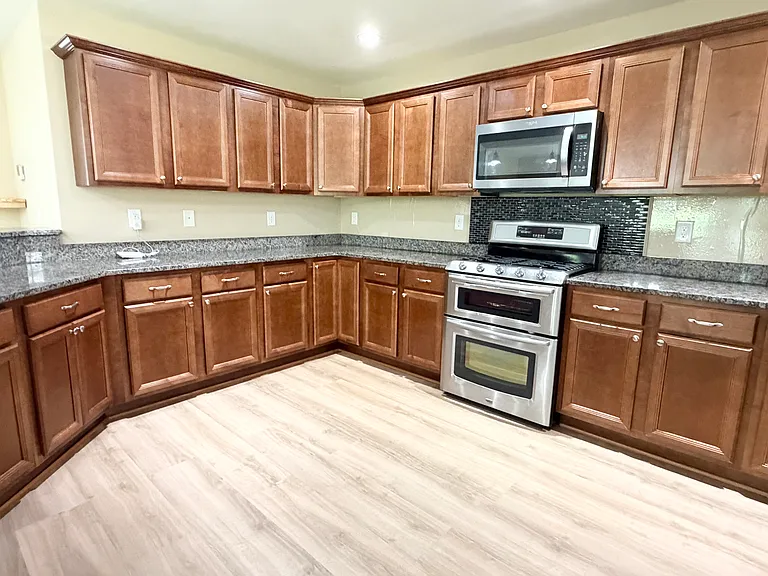 19 Clearview Cir #B — Photo 2