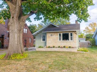 2409 Kenway Dr, Des Moines, IA 50310