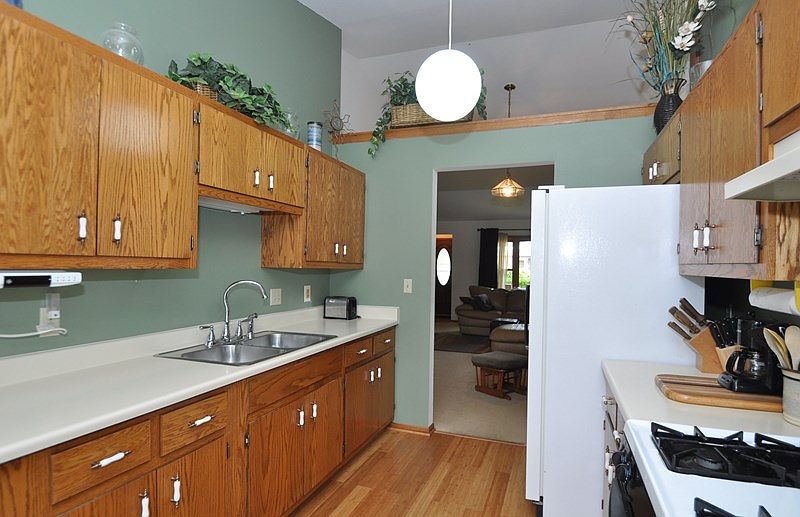 Lots of Cabinet Space