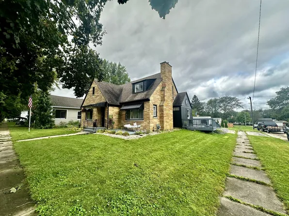 302 S Chestnut St, Shannon, IL 61078