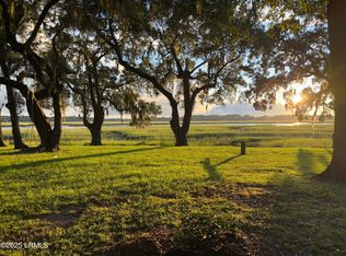 20 McCalley Creek Ln, Seabrook, SC 29940