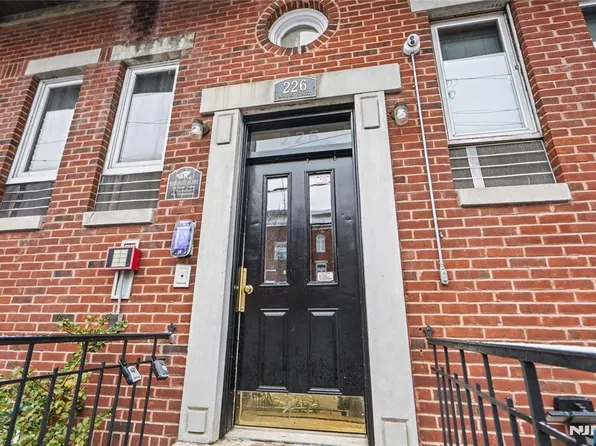 226 Monroe St, Hoboken, NJ 07030
