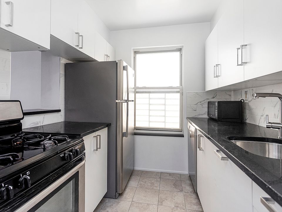 1st image of 246 E 110th St APT 2