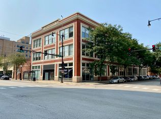 2000 S Michigan Ave APT 302, Chicago, IL 60616