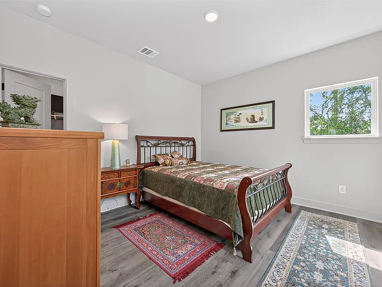 9979 Pebble Glen Dr — Photo 16