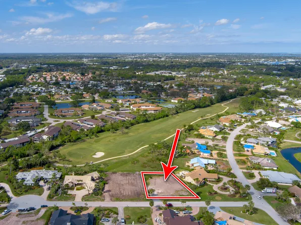 6464 SE Spy Glass Lane, Stuart, FL 34997