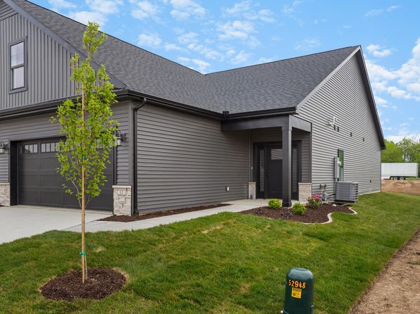 13 Prairie Trl, Monticello, IL 61856
