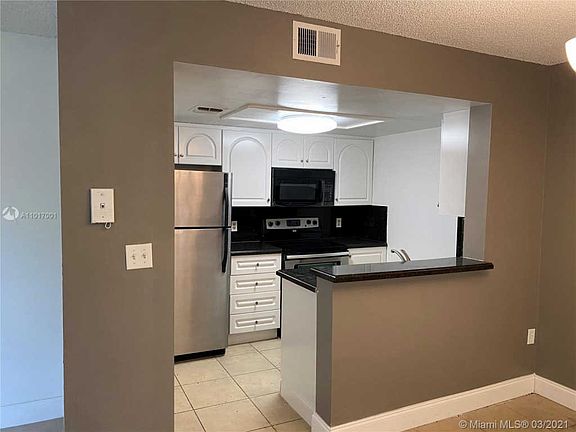 2nd image of 3281 Coral Lake Dr #3281