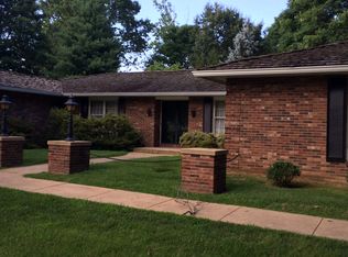 502 Sun Valley Dr, Farmington, MO