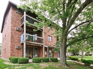 15201 Orlan Brook Dr APT 1S, Orland Park, IL