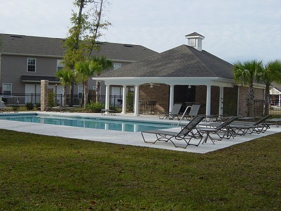 2nd image of 11 Guinevere Ln #B