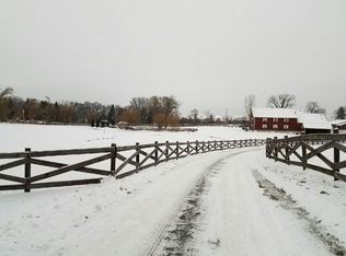 30W555 Shoe Factory Rd APT G, Elgin, IL 60120