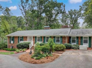 2111 Meadowbrook Ter, Reidsville, NC 27320