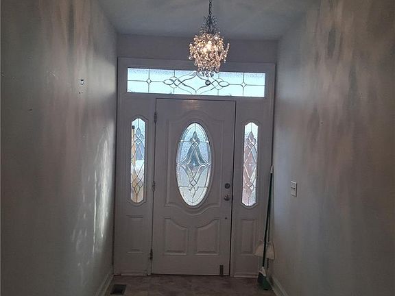 2nd image of 768 Lime Branch Rd