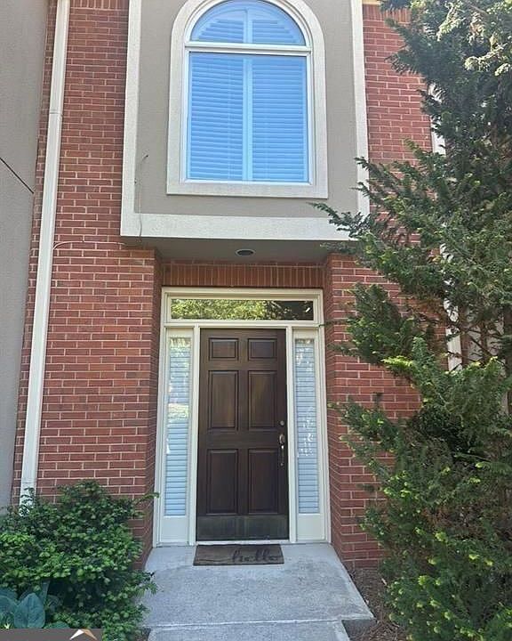 2nd image of 5611 Brooke Ridge Dr
