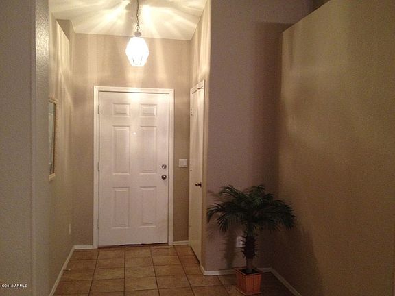 5th image of 846 N Sinova Ave