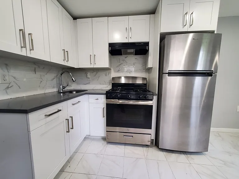 174 Hopkins Ave #3 — Photo 1