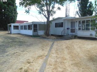 103 S Hill St, Weston, OR 97886