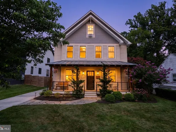 119 S Spring St, Falls Church, VA 22046