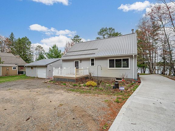 3rd image of 29246 Pine Ridge Rd