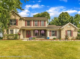 106 Spring Meadows Ln, Dewitt, MI 48820