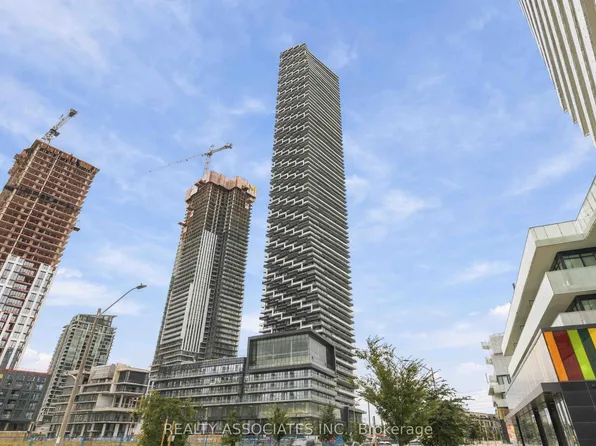 448 Burnhamthorpe Rd W, Mississauga, ON
