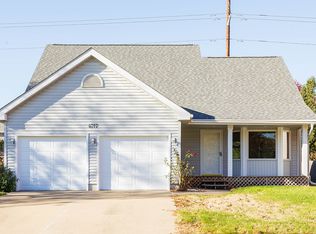 4717 Ashley Park Dr, West Des Moines, IA 50265