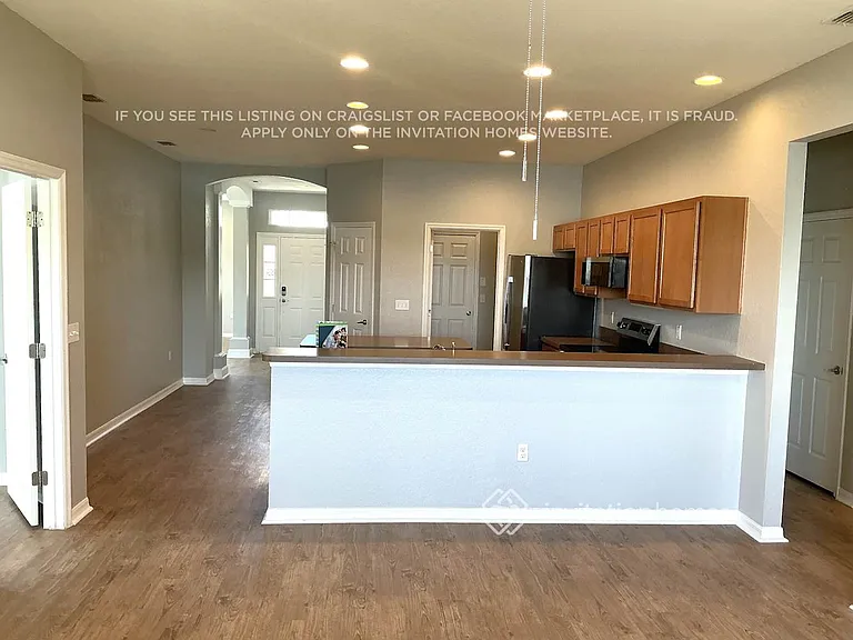 3632 Bristol Cove Ln — Photo 4