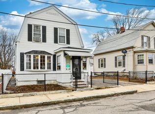 18 Delard St, Lowell, MA 01850