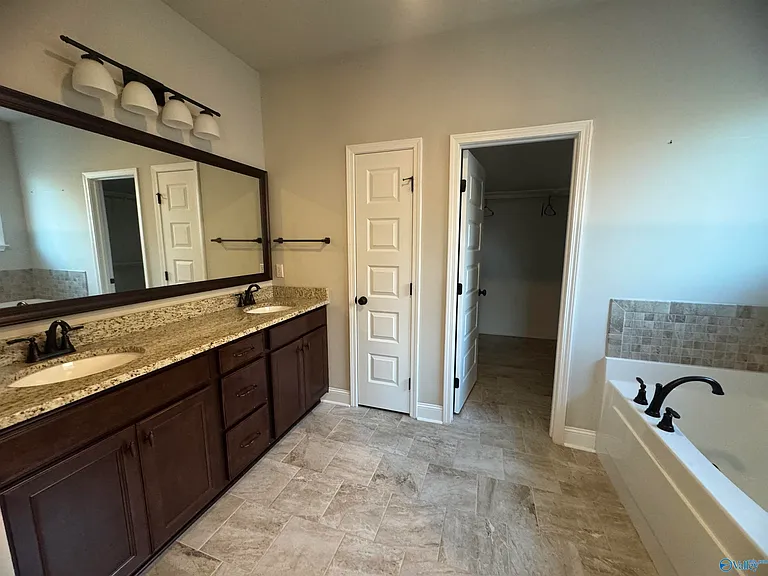 5006 River Birch Ln SE — Photo 20
